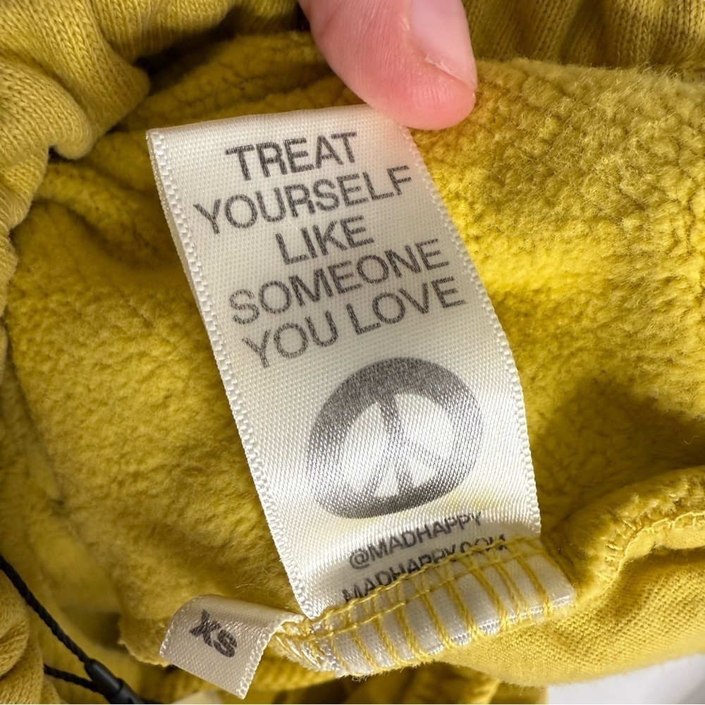 Madhappy - Earth Day Fleece Sweat Shorts Yellow - XS NWT - Picture 8 of 13